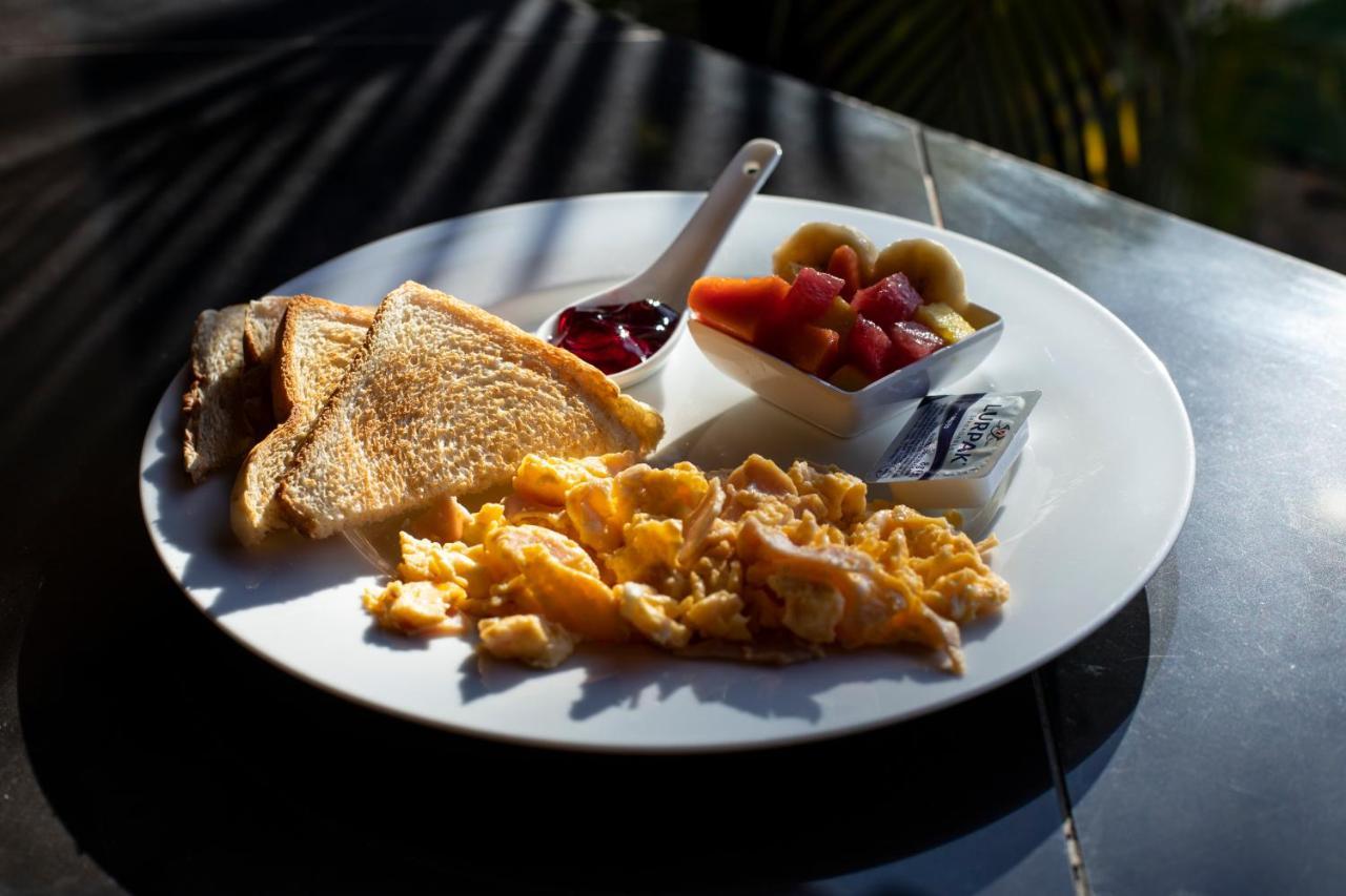 Roxy'S Bed & Breakfast 博卡奇卡 外观 照片