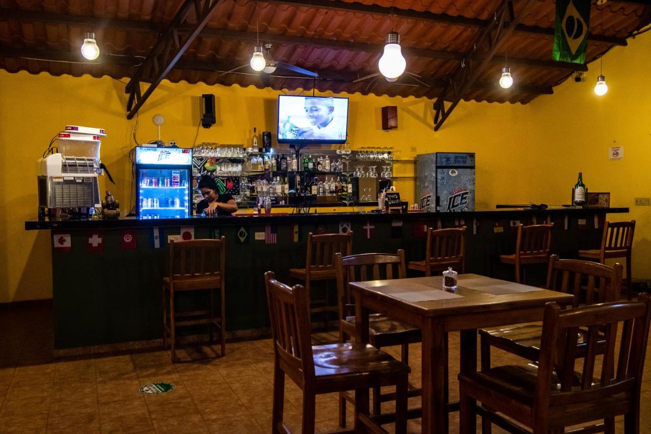 Roxy'S Bed & Breakfast 博卡奇卡 外观 照片